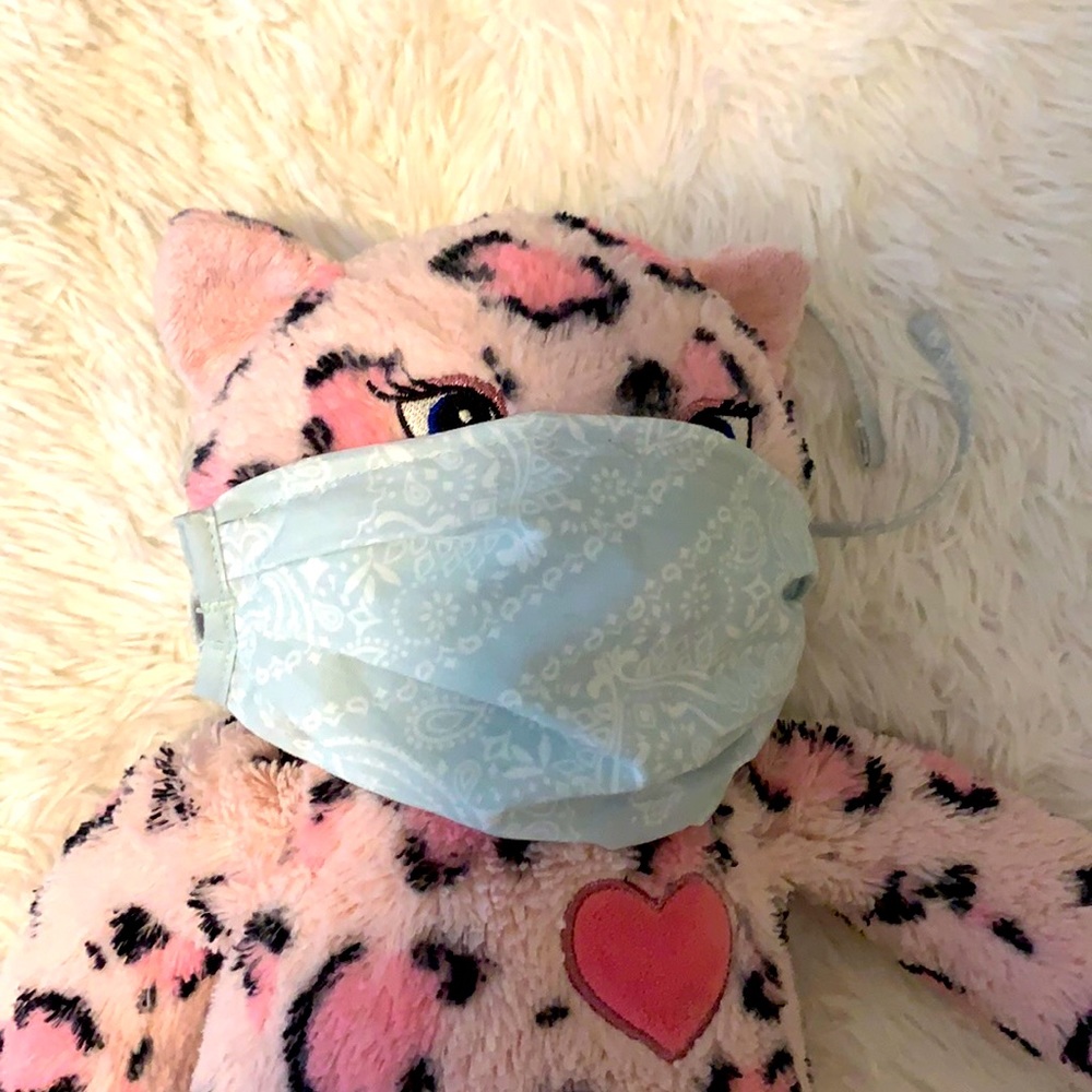 blue face mask 😷